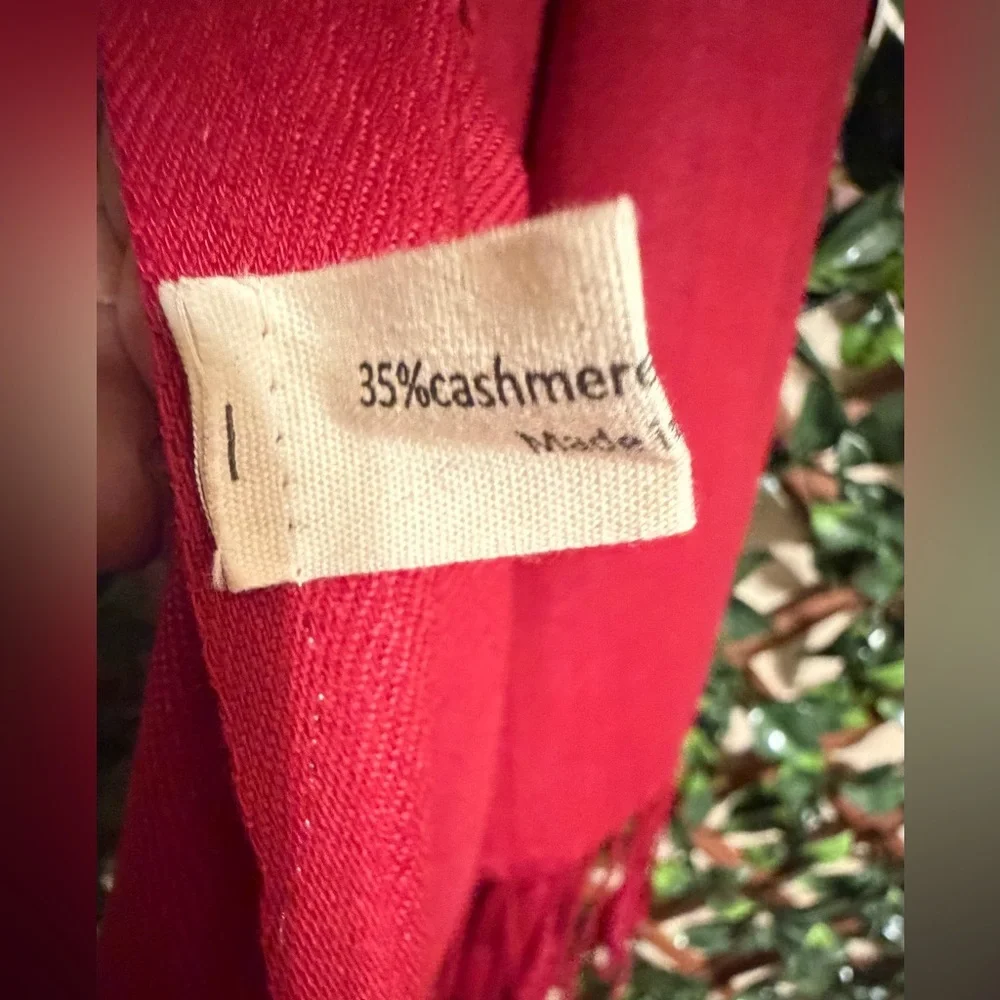 Century 21 Cashmere Red Fringe Scarf Flawed Beauty